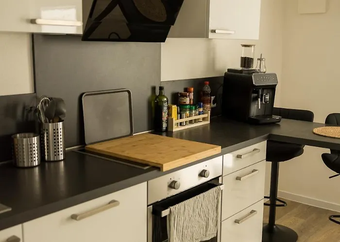 Moderne Und Gemütliche In * Holzbach