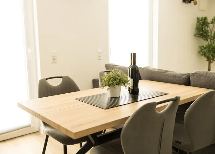 Apartment Moderne Und Gemütliche In *