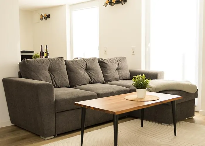 Apartment Moderne Und Gemütliche In Holzbach